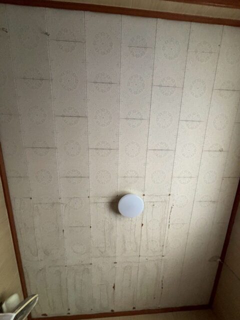 天井下地＋プリント合板張替え工事