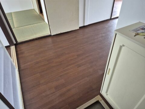 富田林市Dハイツ様 2階のお部屋のリフォームが完工しました。